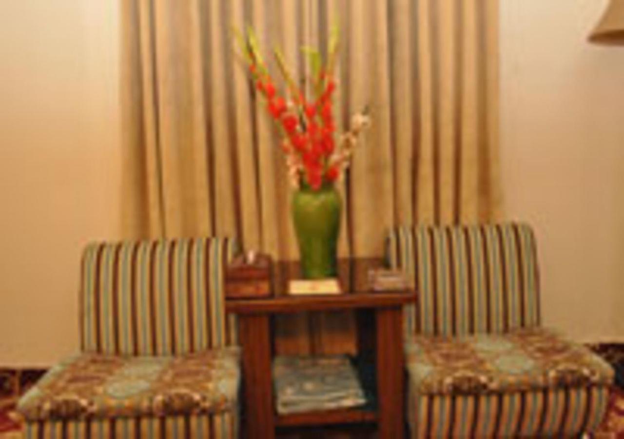 Rajone Hotel Faisalabad Exterior photo
